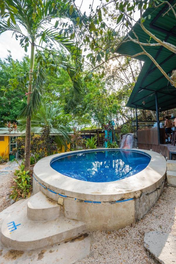 Pura Vida Mini Hostel Santa Teresa Playa Santa Teresa  Exteriör bild
